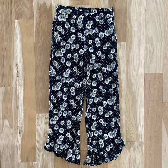 Zara Matching Set in Sunflower Print - Picture 2 of 5